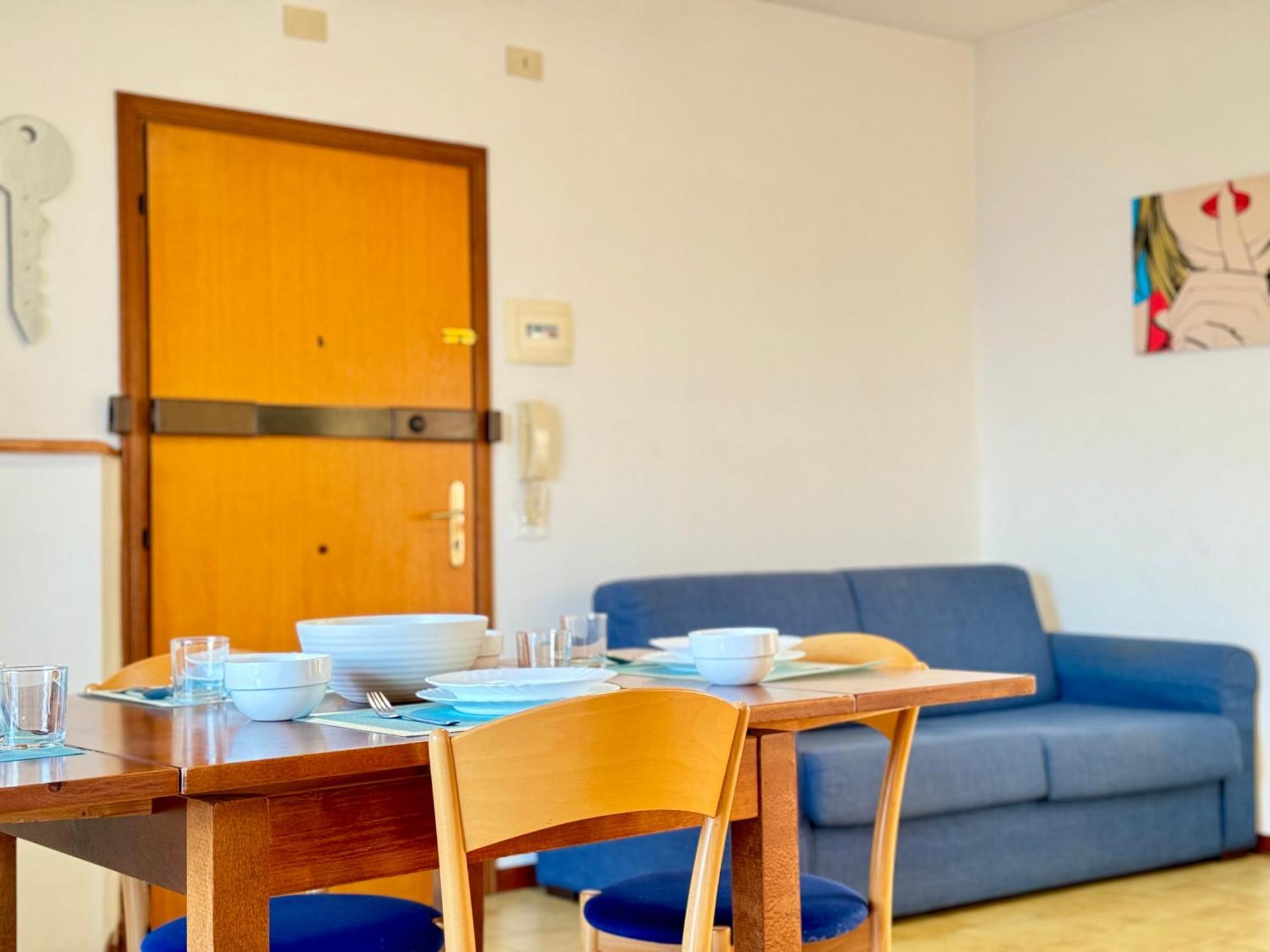 82, Attico Leonardo Apartman Lido Adriano Kültér fotó